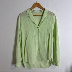 Aritzia Babaton Button Up Collared Blouse Light Green Flowy Long Sleeve Size S